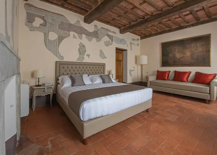 Relais Corte Rodeschi 4*