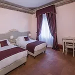 Relais Corte Rodeschi Отель
