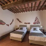 Relais Corte Rodeschi 4*