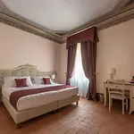 Relais Corte Rodeschi 4*