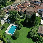 Отель Relais Corte Rodeschi