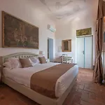 Отель Relais Corte Rodeschi 4*
