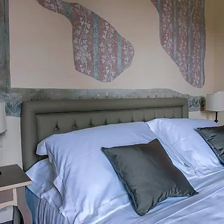 Hotel Relais Corte Rodeschi