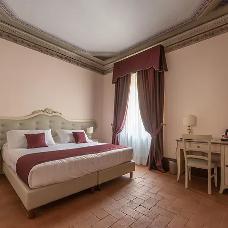 Relais Corte Rodeschi 4*