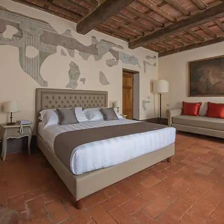 Relais Corte Rodeschi 4*